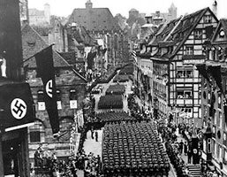 Parad i Nürnberg 1934.jpg