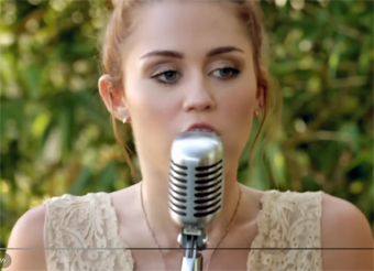 Miley Cyrus.png